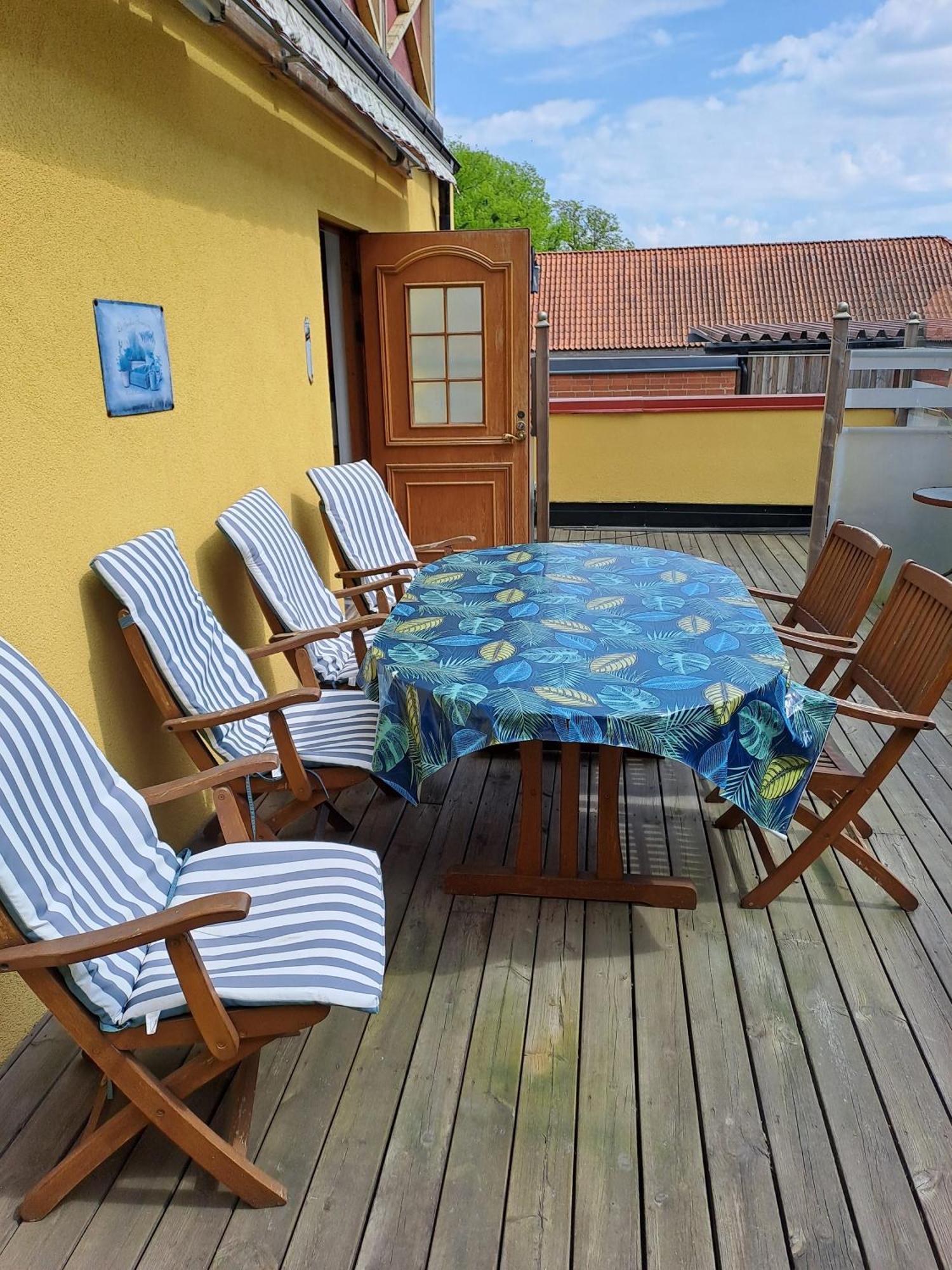 לנדסקרונה Sveriges Minsta Hotell! Hotel Gruyere מראה חיצוני תמונה